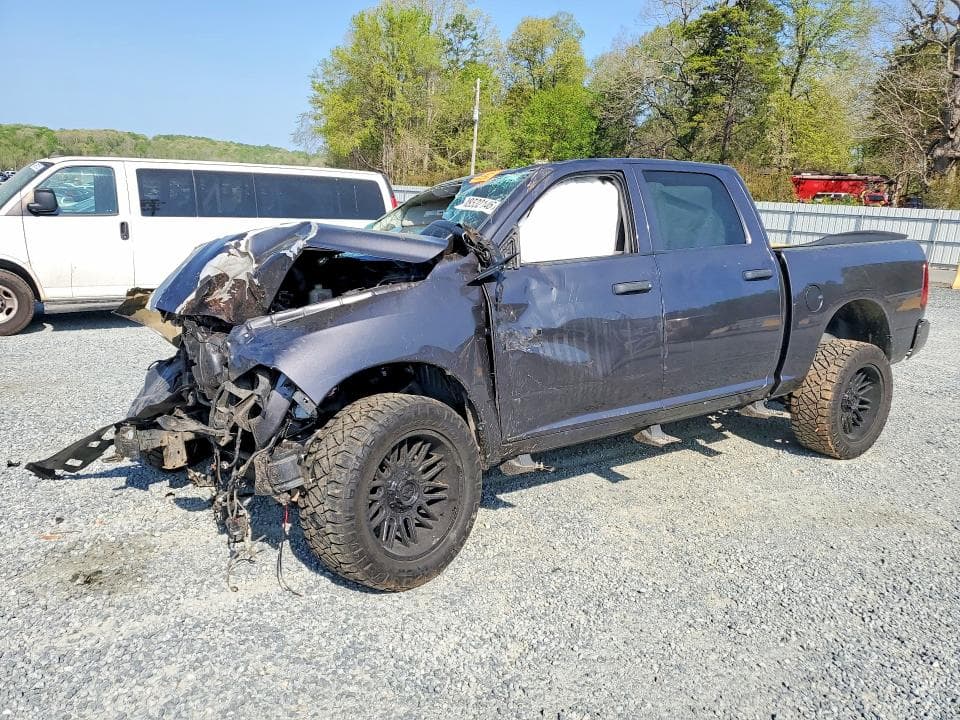2017 RAM 1500 ST - 1