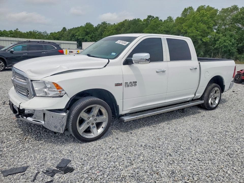2018 RAM 1500 SLT - 1
