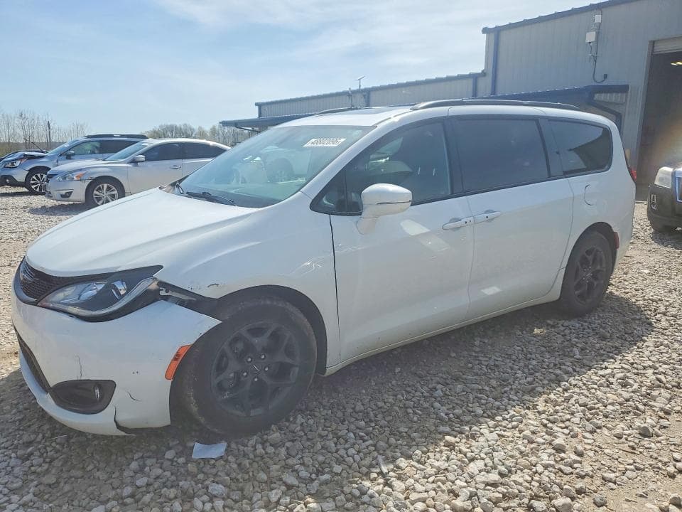 2018 CHRYSLER PACIFICA LIMITED - 1