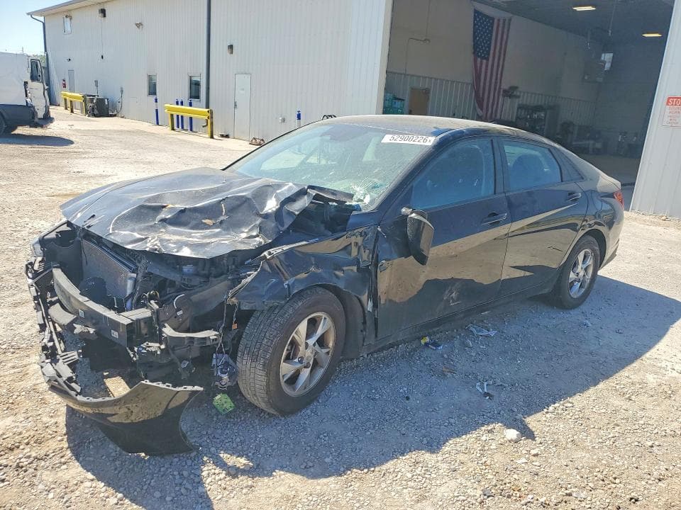 2021 HYUNDAI ELANTRA SE - 1