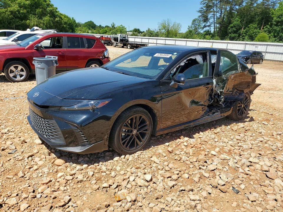2025 TOYOTA CAMRY SE - 1