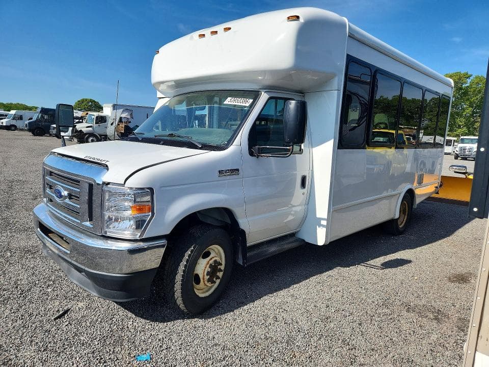2023 FORD E450 SHUTTLE BUS E450 SUPER DUTY CUTAWAY VAN RV - 1