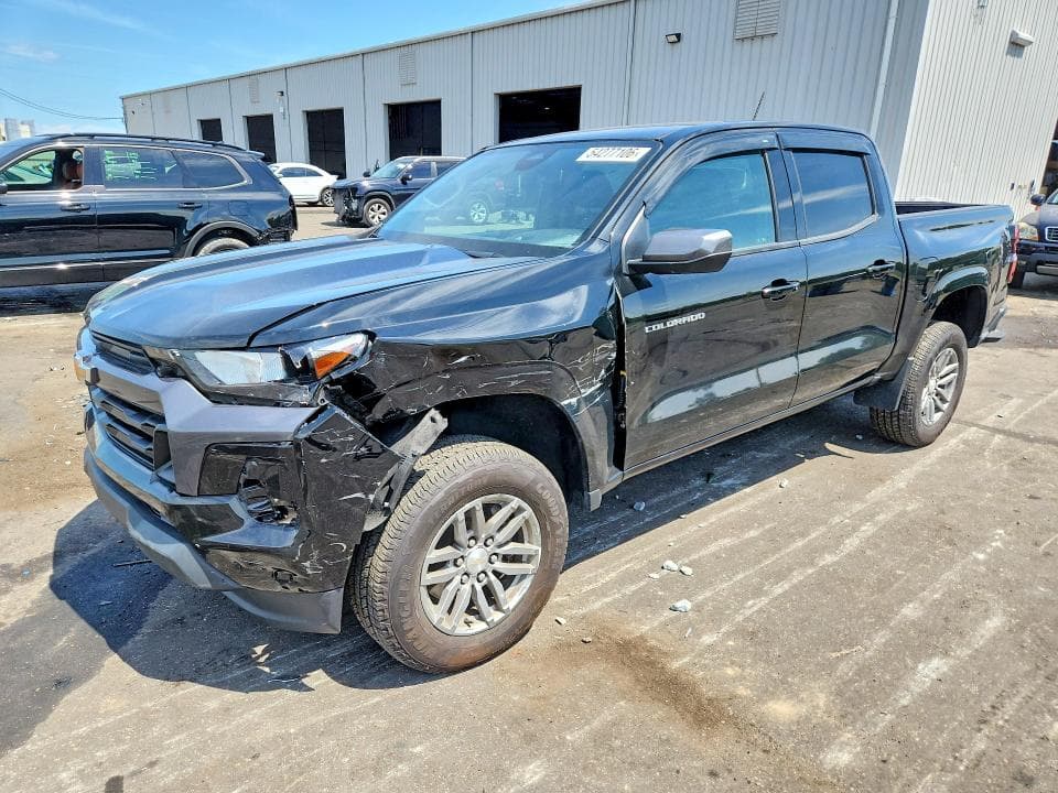 2024 CHEVROLET COLORADO LT - 1