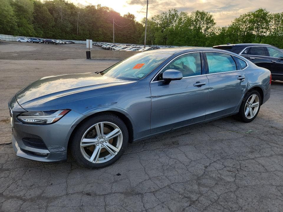 2018 VOLVO S90 T5 MOMENTUM - 1
