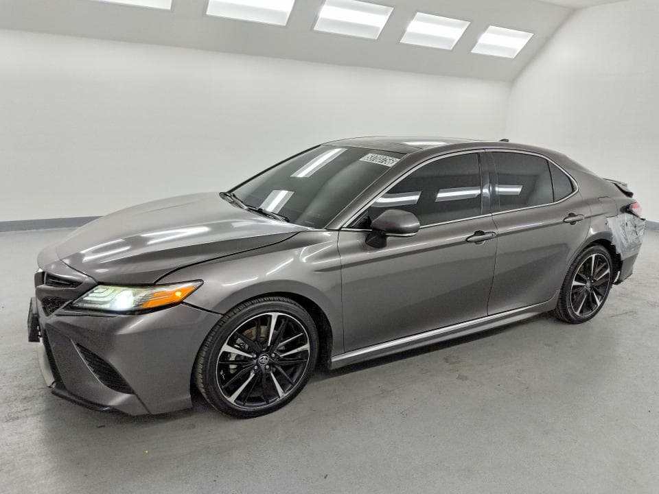 2018 TOYOTA CAMRY XSE V6 - 1
