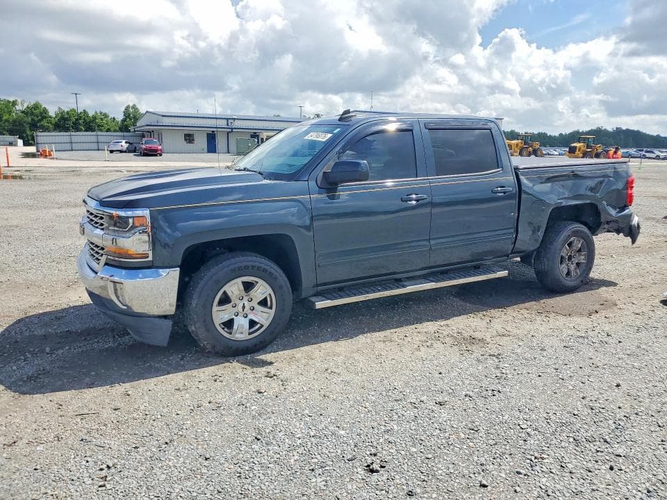 2018 CHEVROLET SILVERADO C1500 LT - 1