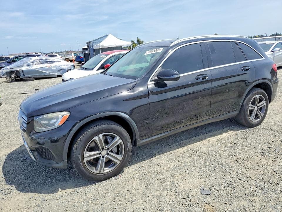 2016 MERCEDES-BENZ GLC 300