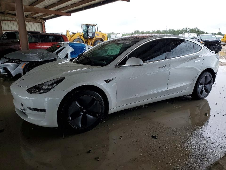 2018 TESLA MODEL 3 - 1