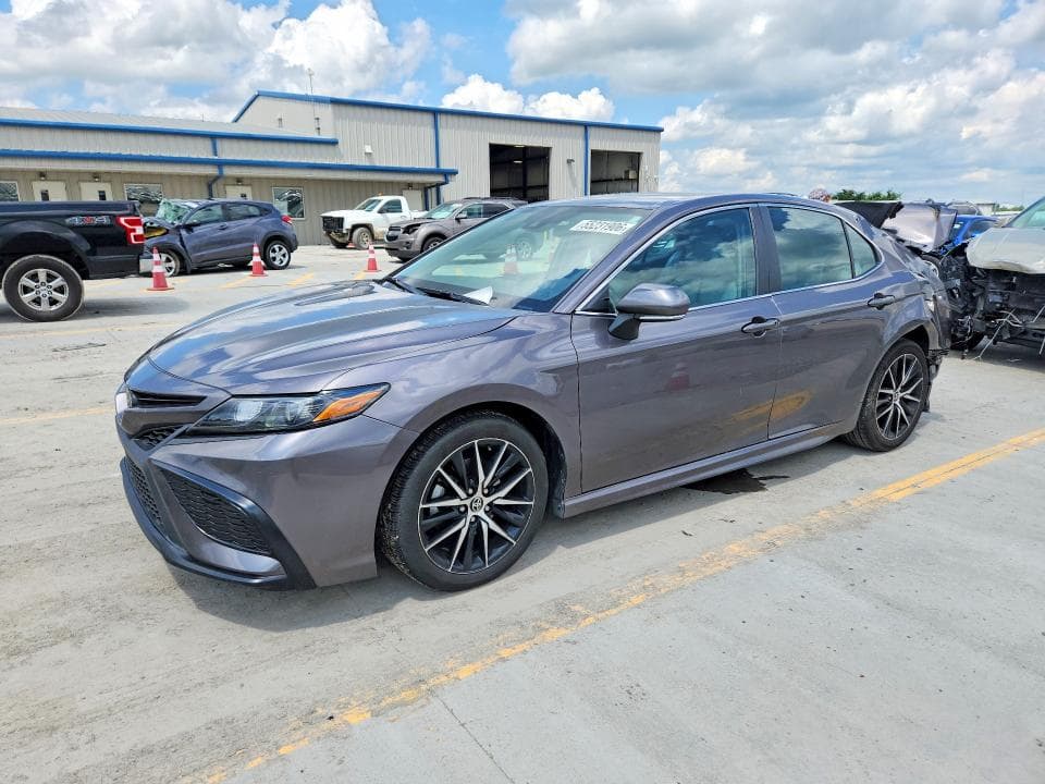 2022 TOYOTA CAMRY SE - 1