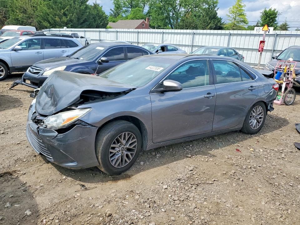 2016 TOYOTA CAMRY LE - 1