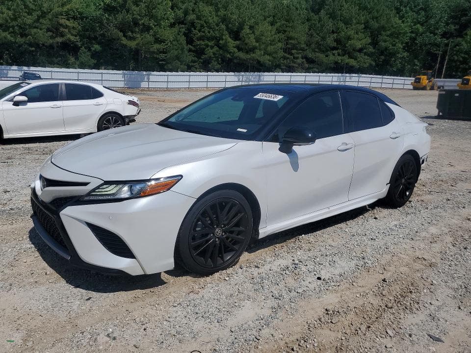 2018 TOYOTA CAMRY XSE - 1