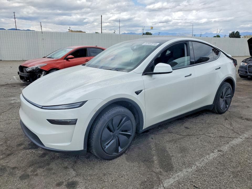 2026 TESLA MODEL Y - 1