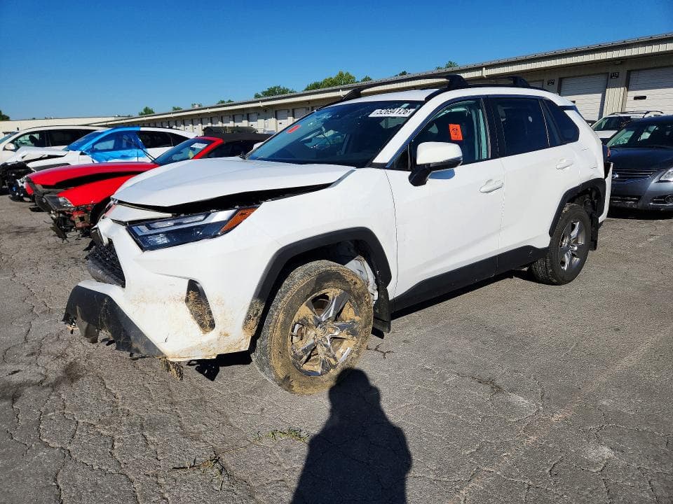 2024 TOYOTA RAV4 XLE - 1