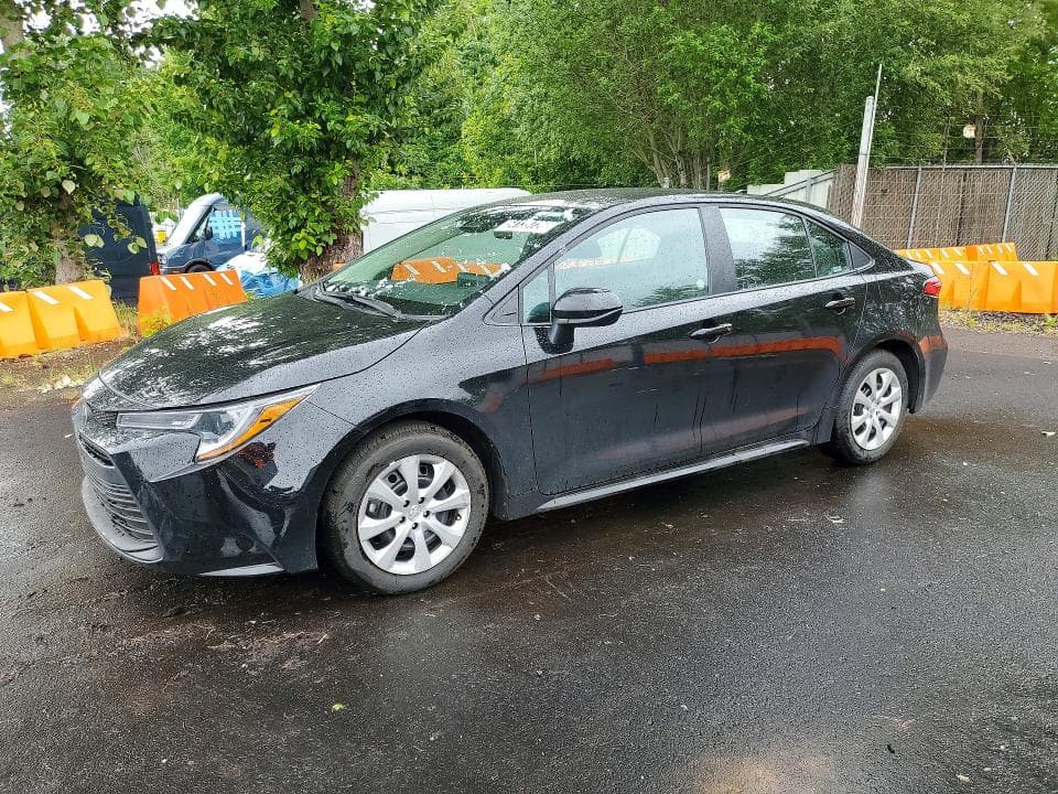 2026 TOYOTA COROLLA LE - 1