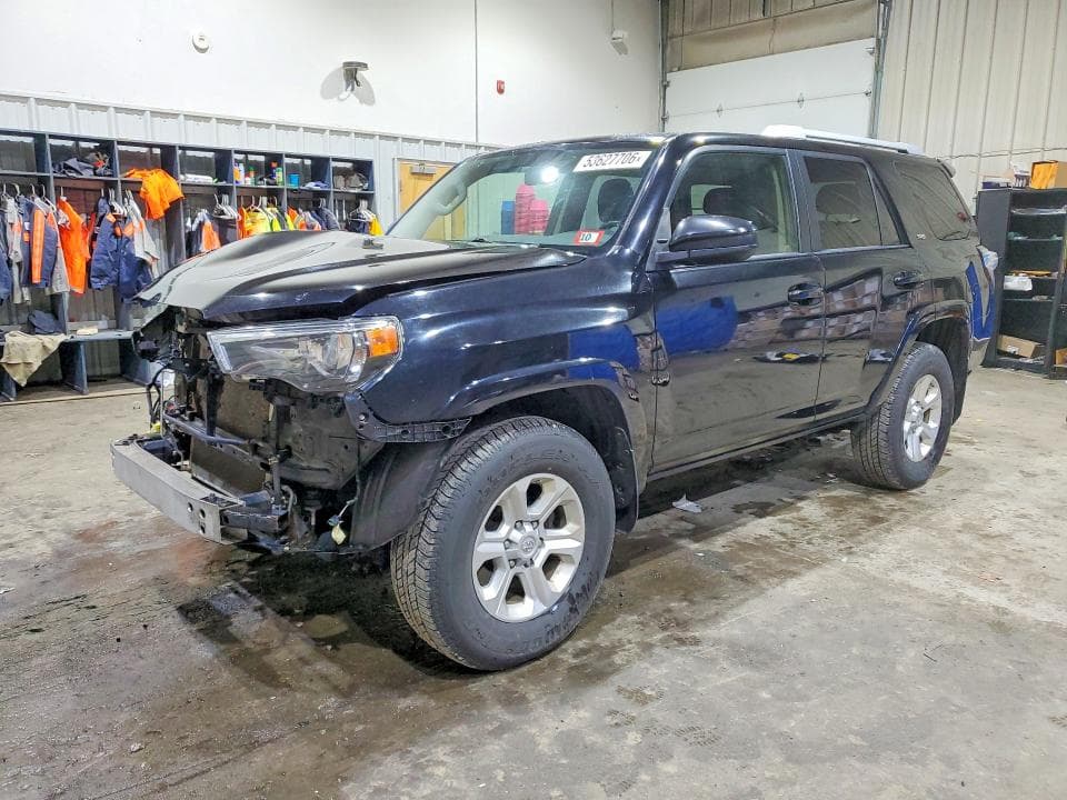 2017 TOYOTA 4RUNNER SR5 - 1