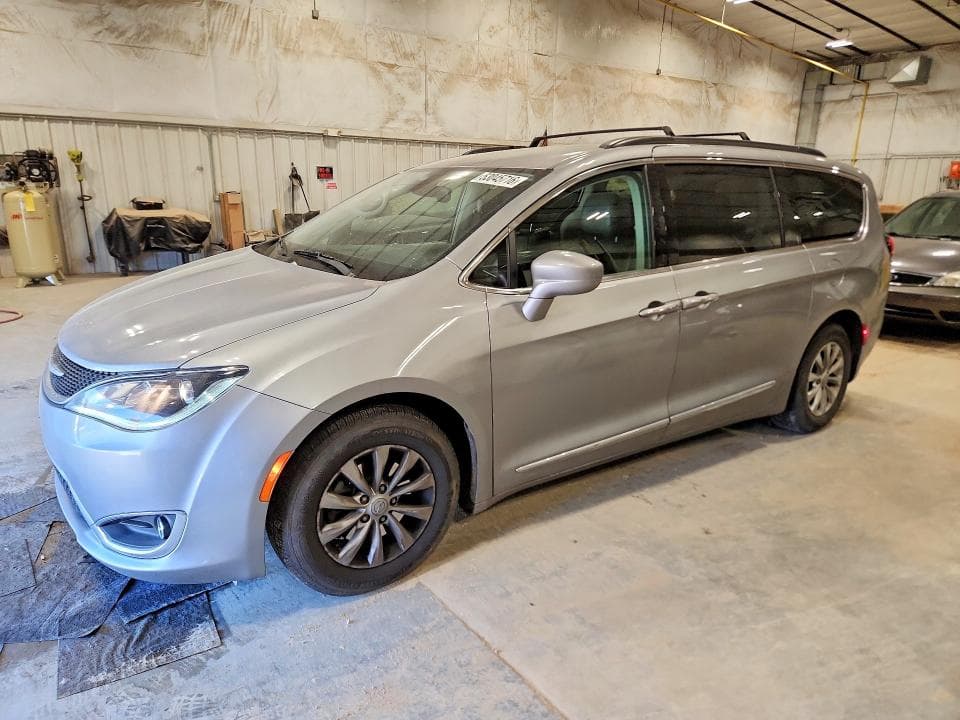 2017 CHRYSLER PACIFICA TOURING L - 1