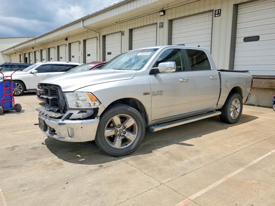 2018 RAM 1500 SLT - 1