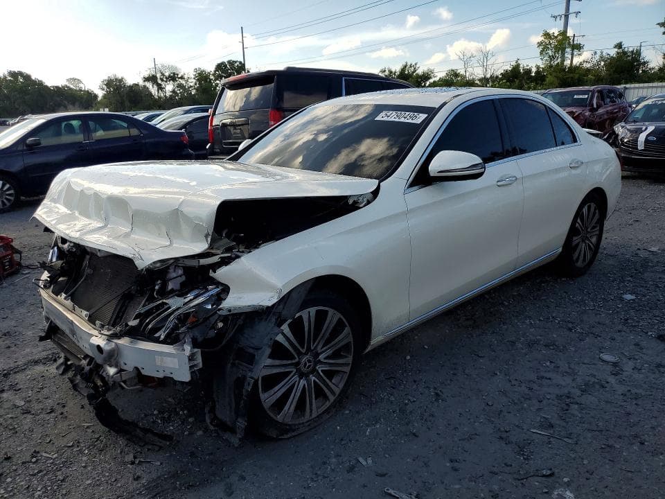 2018 MERCEDES-BENZ E 300 - 1