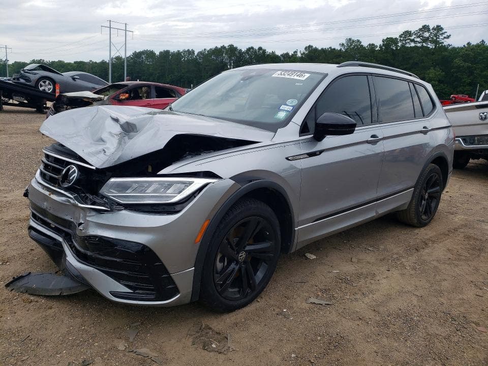 2024 VOLKSWAGEN TIGUAN SE R-LINE BLACK - 1