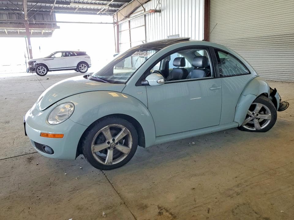 2010 VOLKSWAGEN NEW BEETLE - 1