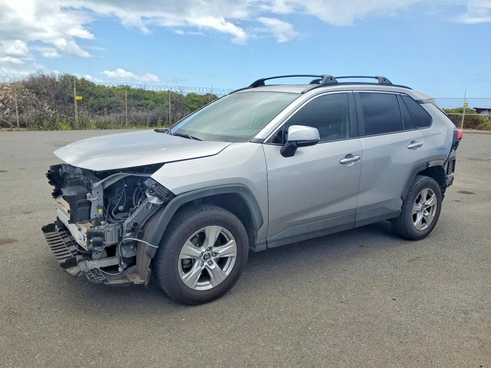 2019 TOYOTA RAV4 XLE - 1