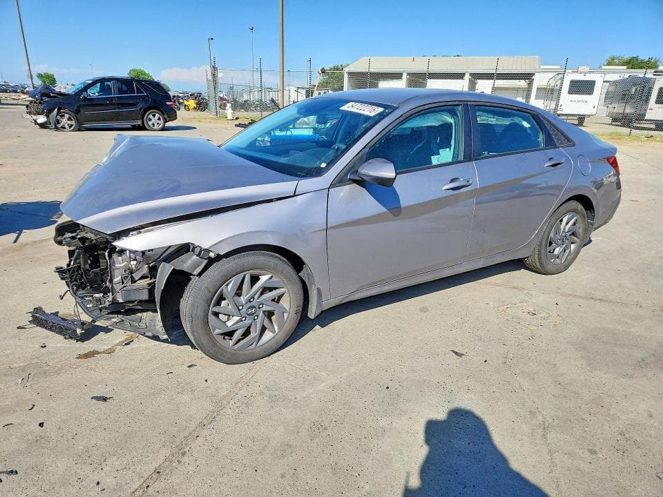 2024 HYUNDAI ELANTRA SEL - 1