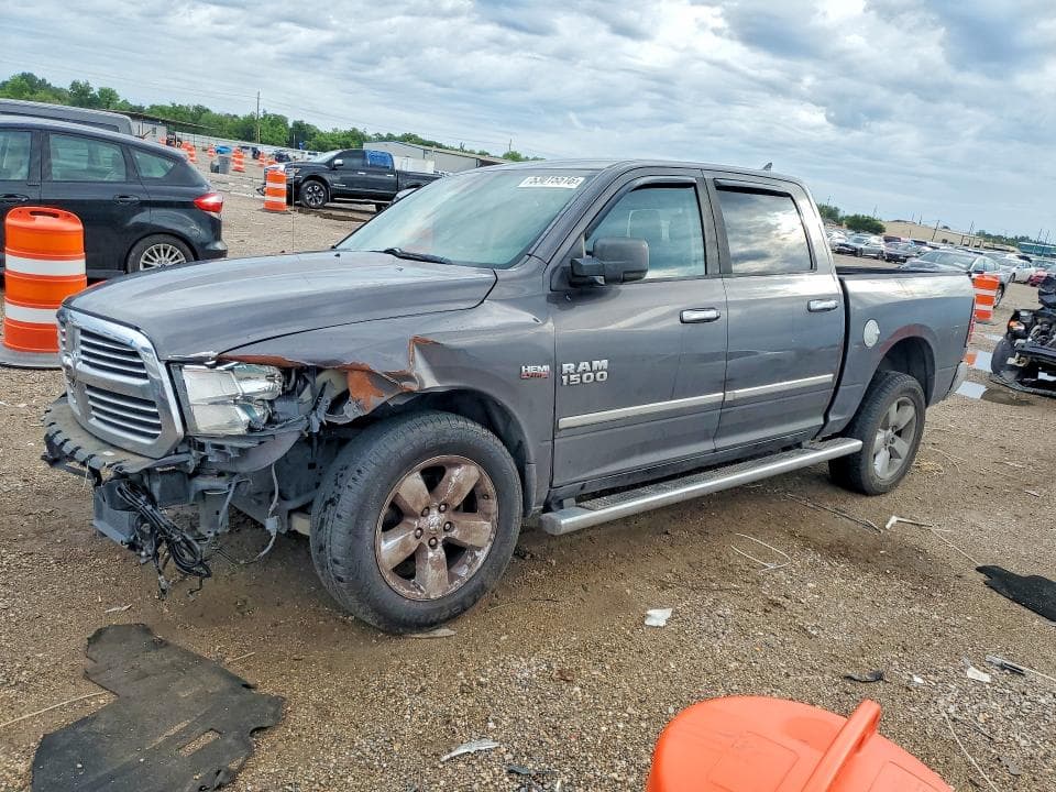 2015 RAM 1500 SLT - 1
