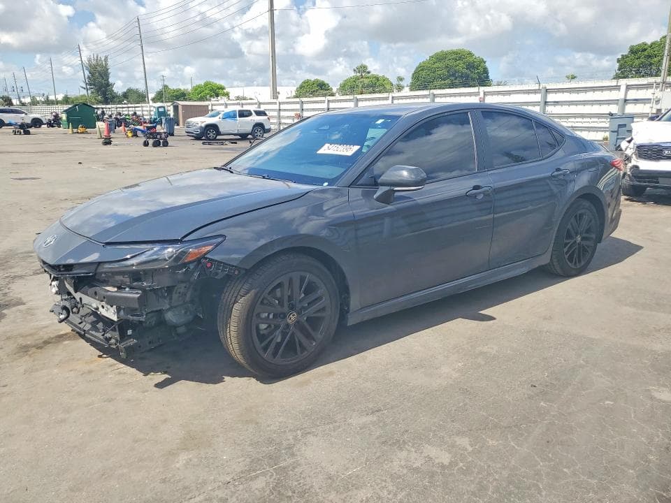 2025 TOYOTA CAMRY SE - 1