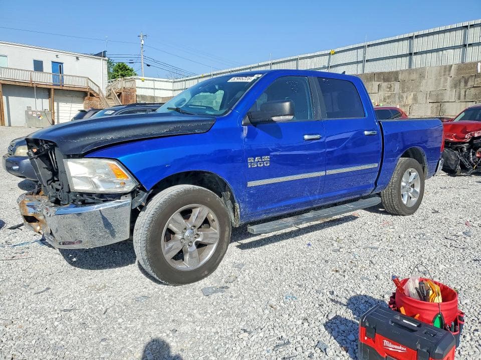 2016 RAM 1500 SLT - 1