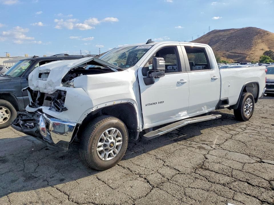 2025 CHEVROLET SILVERADO K2500 HEAVY DUTY LT - 1