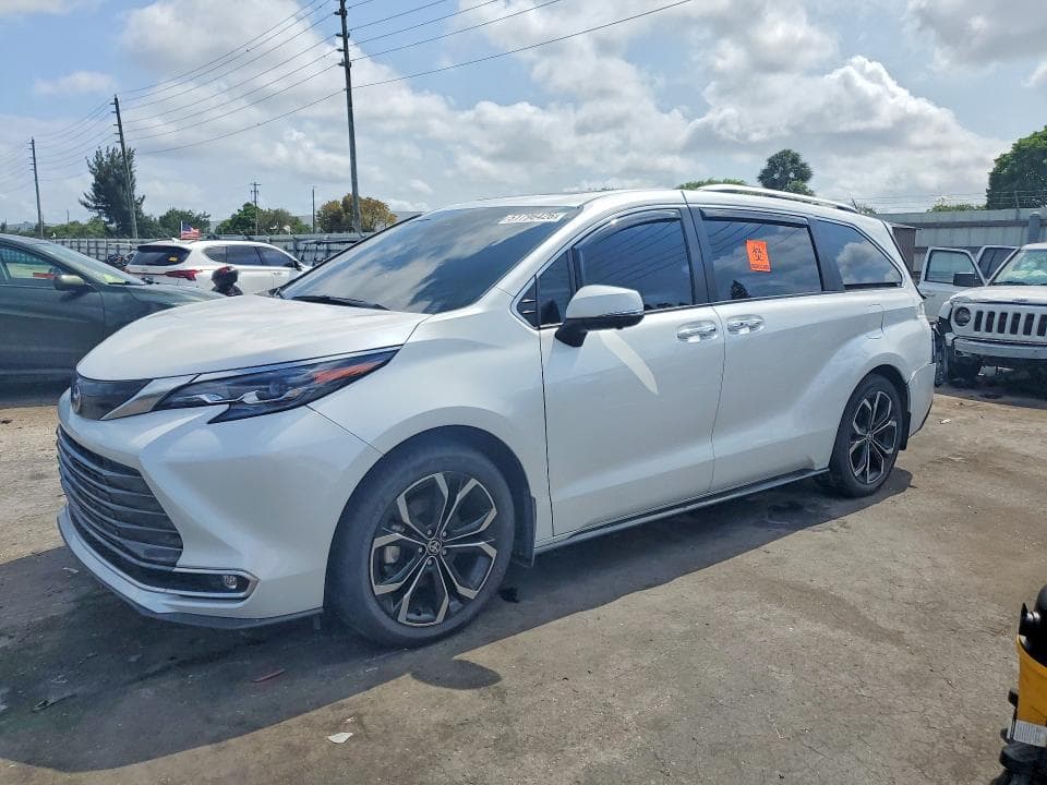 2025 TOYOTA SIENNA PLATINUM 7-PASSENGER - 1