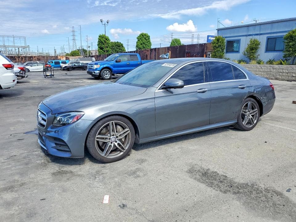 2017 MERCEDES-BENZ E 300 - 1