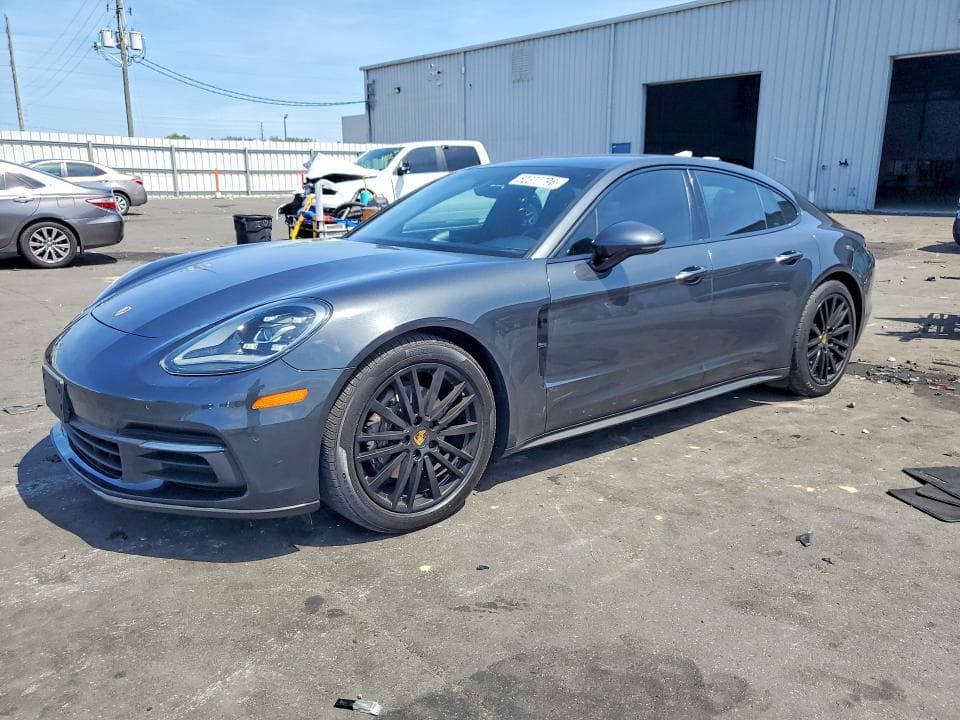 2018 PORSCHE PANAMERA 4 - 1