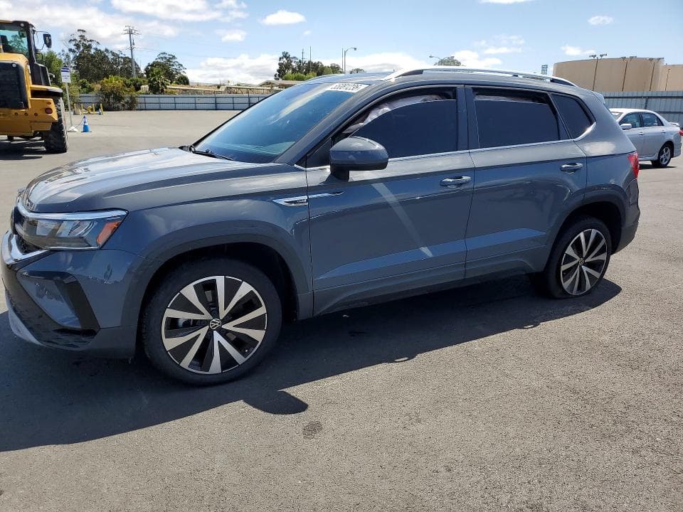 2022 VOLKSWAGEN TAOS SE IQ DRIVE - 1