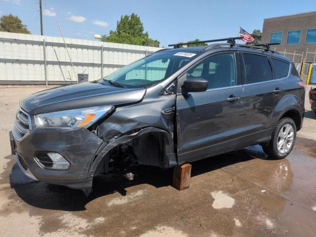 2017 FORD ESCAPE SE - 1
