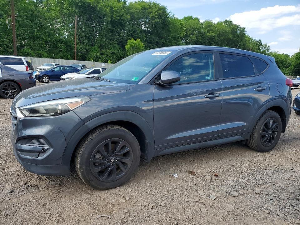 2017 HYUNDAI TUCSON SE