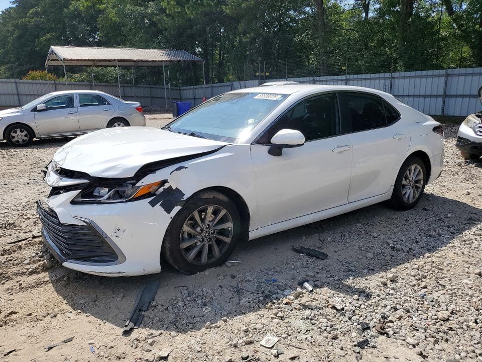 2023 TOYOTA CAMRY LE - 1