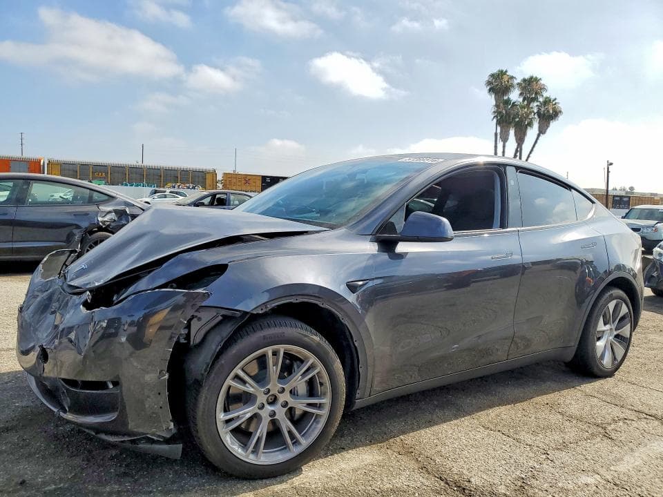 2024 TESLA MODEL Y - 1