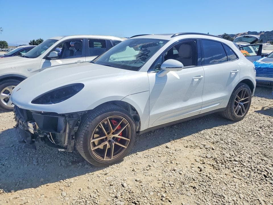 2022 PORSCHE MACAN S - 1