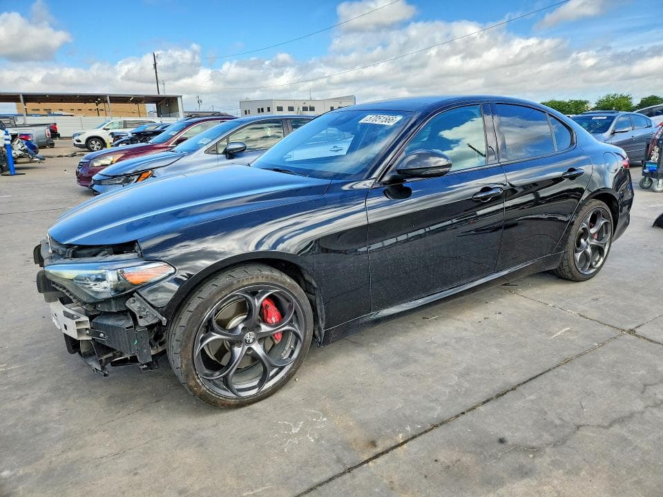 2018 ALFA ROMEO GIULIA TI Q4 - 1