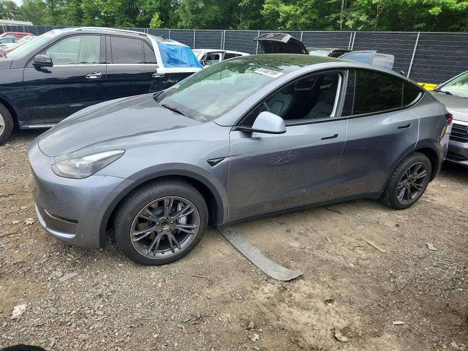 2024 TESLA MODEL Y - 1