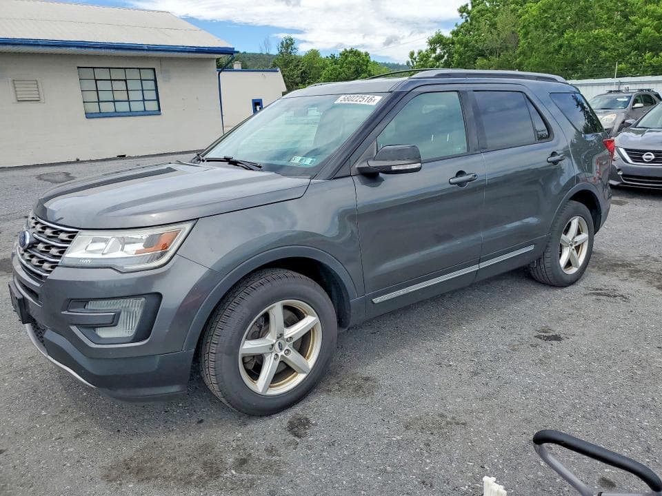 2017 FORD EXPLORER XLT - 1