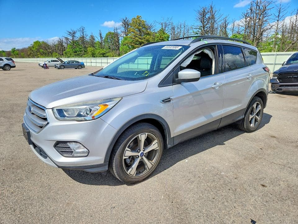 2017 FORD ESCAPE SE - 1