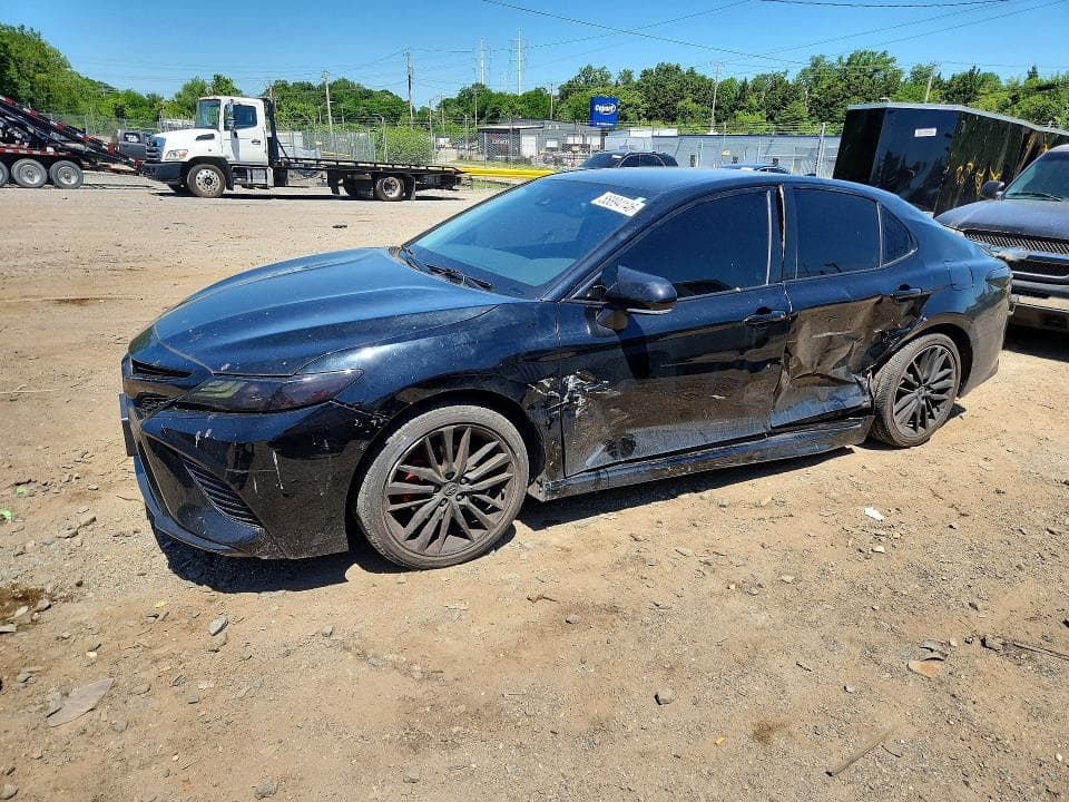 2019 TOYOTA CAMRY XSE - 1