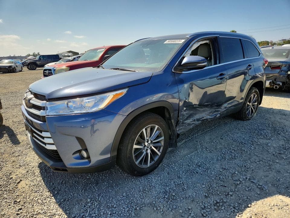 2019 TOYOTA HIGHLANDER XLE - 1