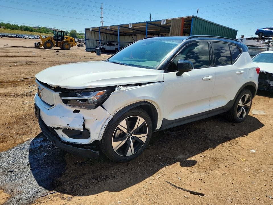 2021 VOLVO XC40 RECHARGE - 1