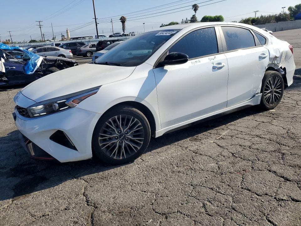 2022 KIA FORTE GT LINE