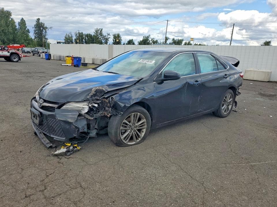 2017 TOYOTA CAMRY SE - 1