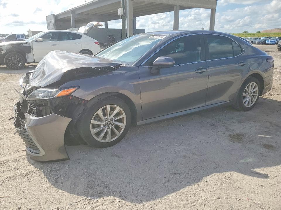 2023 TOYOTA CAMRY LE - 1