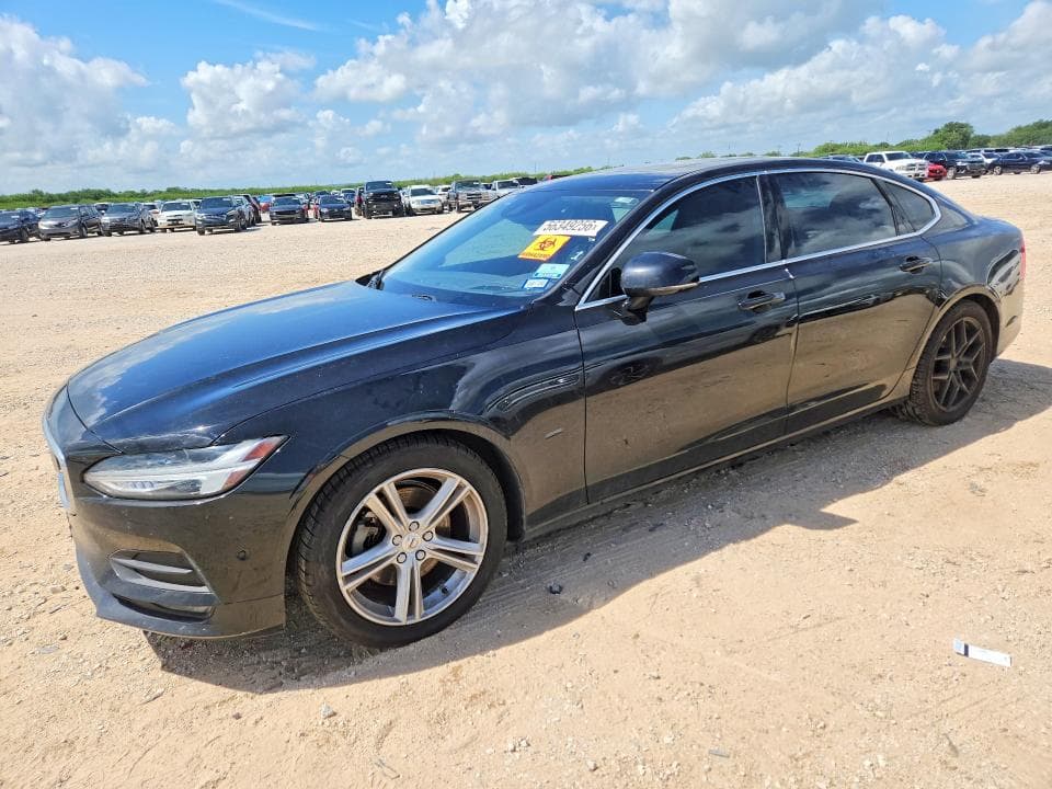2018 VOLVO S90 T5 MOMENTUM - 1